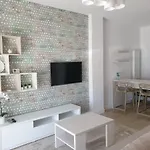 Lotus Mamaia