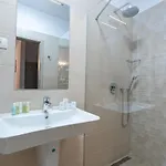 Lotus 4* Mamaia