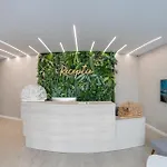 Lotus Lägenhetshotell Mamaia