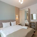 Lotus Lägenhetshotell 4*