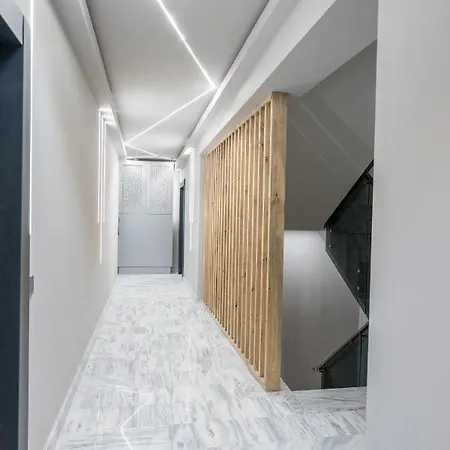 Lotus 아파트호텔 마마이아