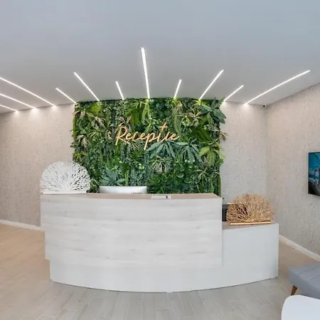 Lotus Aparthotel Mamaia